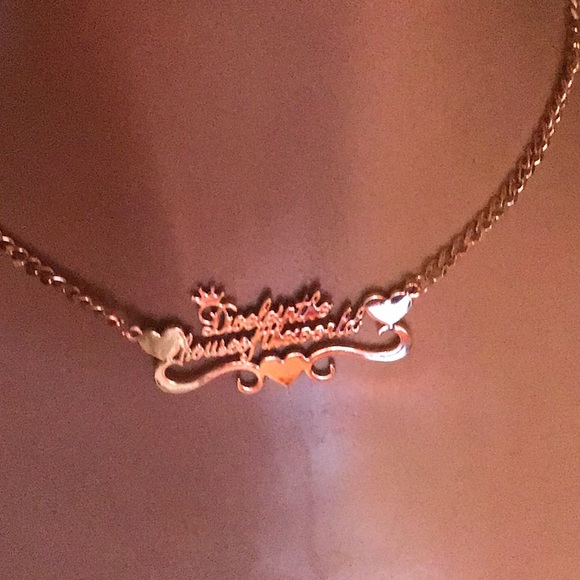 Beautiful quality necklace for woman and children - Picture 2 of 8